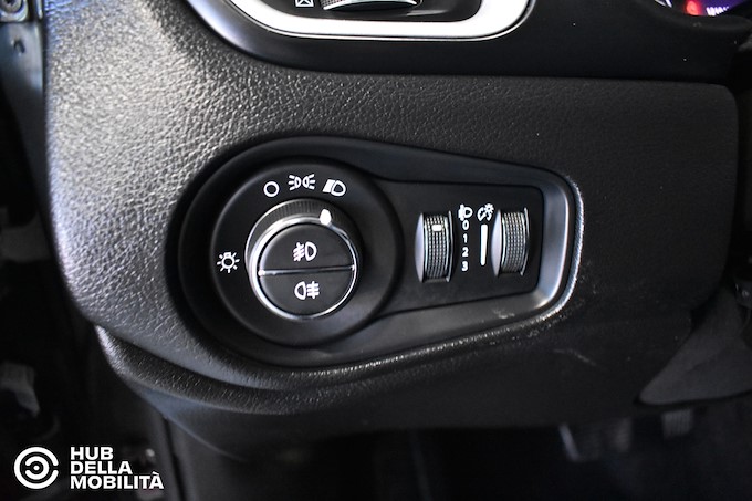 JEEP Renegade 1.6 Mjt DDCT 120 CV Longitude